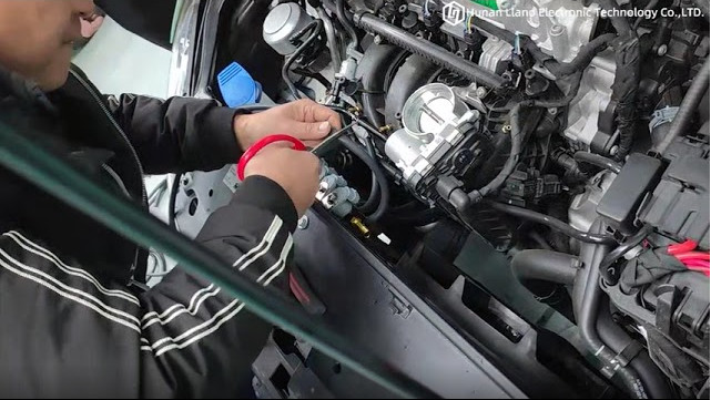 Latest company Cases about Install injection hoses from the injector rail to the connectors on intake manifold